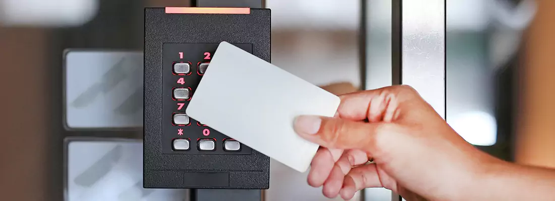 Benefits of Card Lock Readers for Properties in Venice, FL